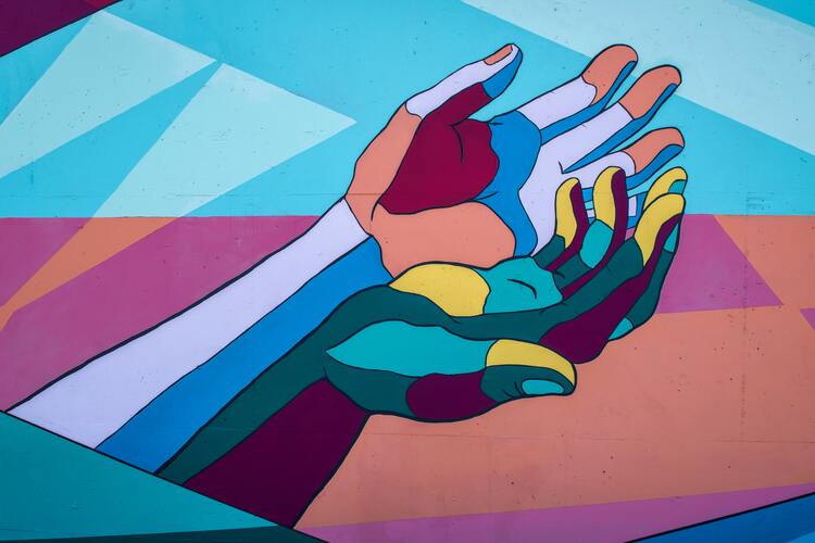 Illustration de mains colorées qui s&rsquo;entrelace